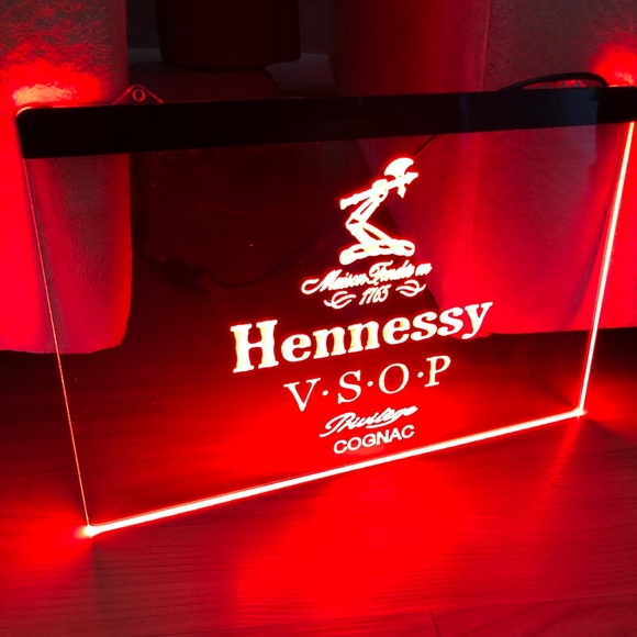 HENNESSY LED NEON RED LIGHT SIGN 8x12 - Picture 3 of 3
